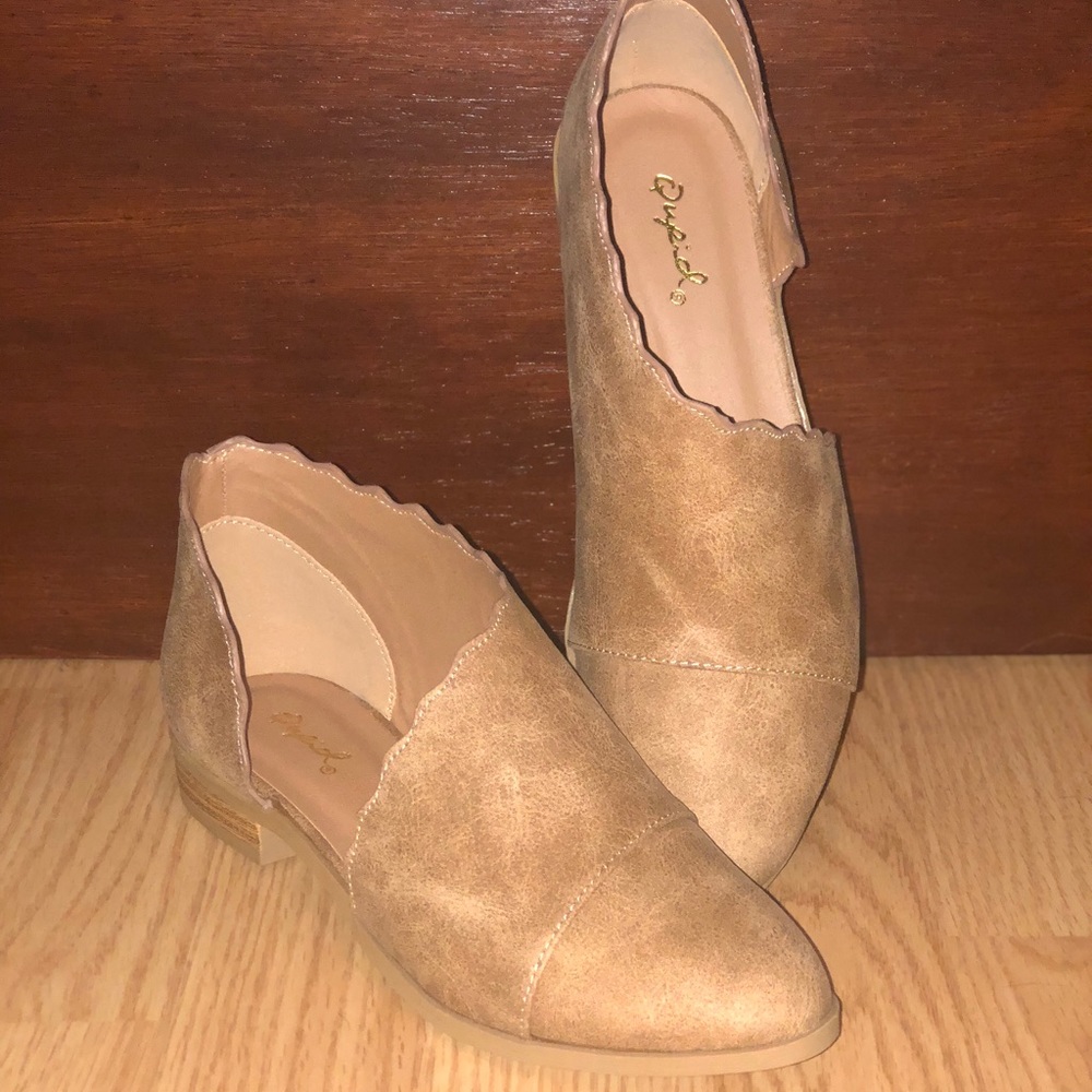 Taupe Flats